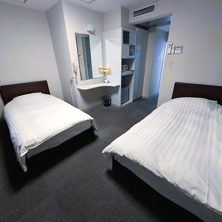 The Shin-Okubo International Hotel Токио Экстерьер фото