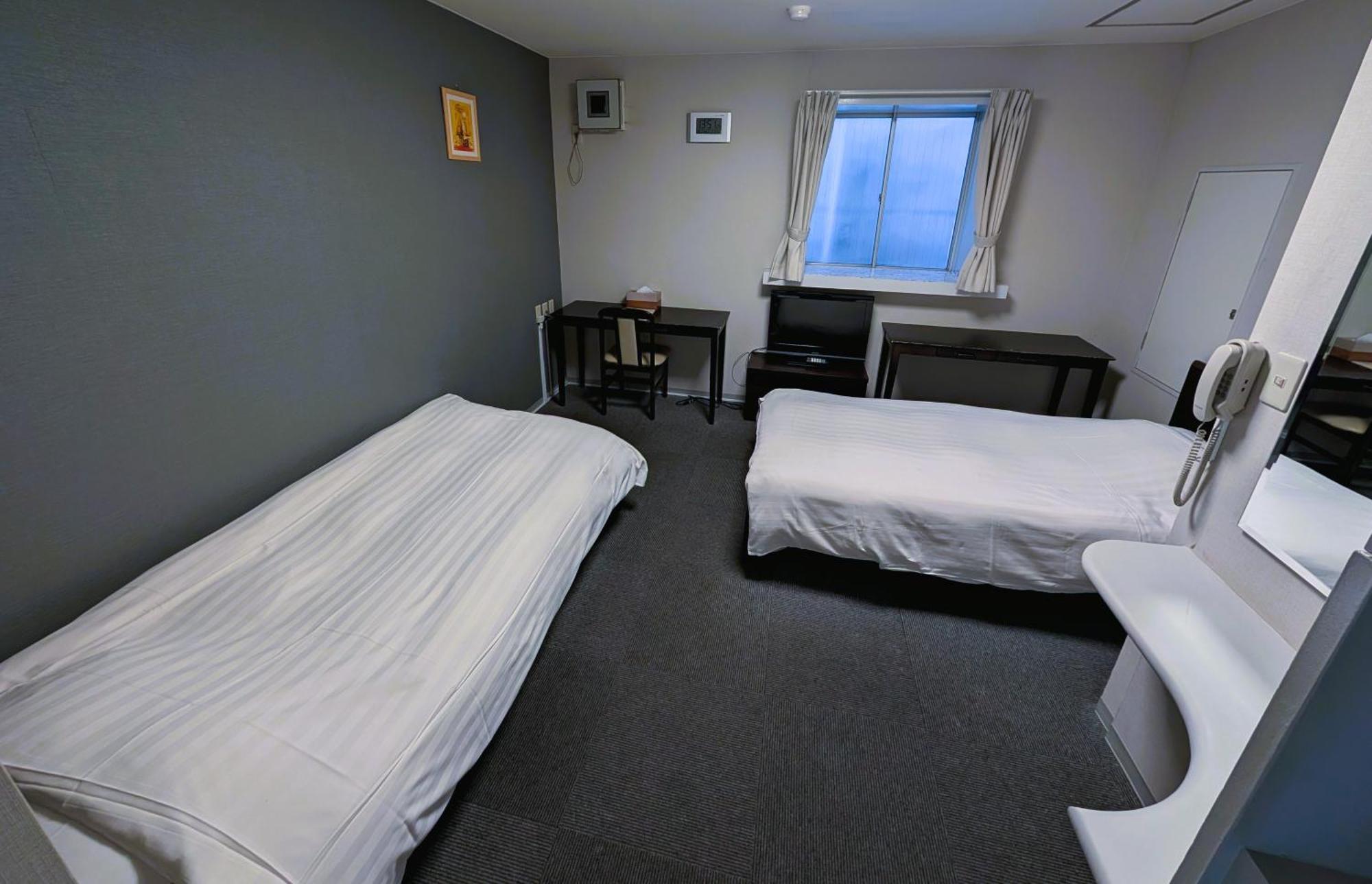 The Shin-Okubo International Hotel Токио Экстерьер фото