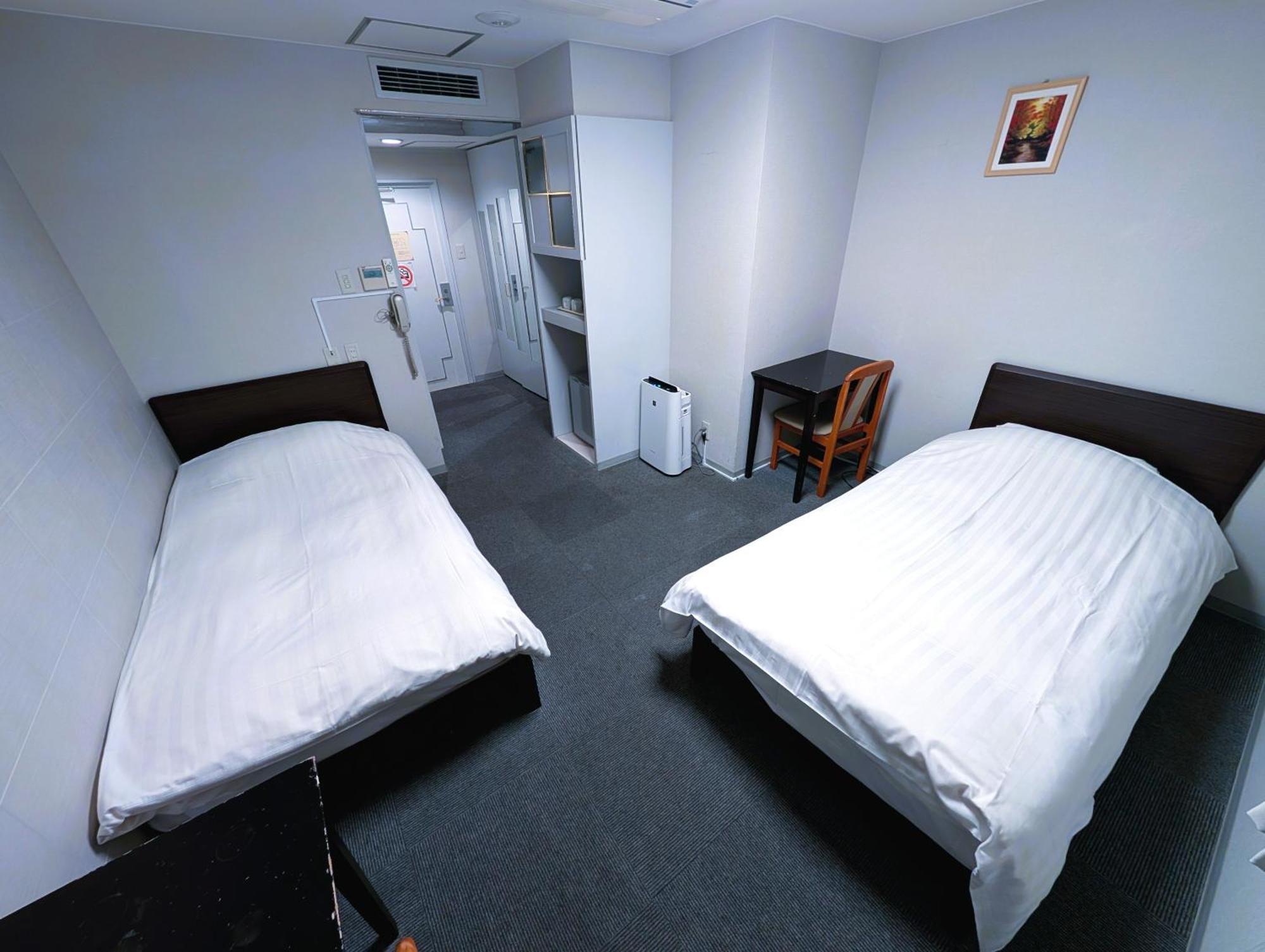 The Shin-Okubo International Hotel Токио Экстерьер фото